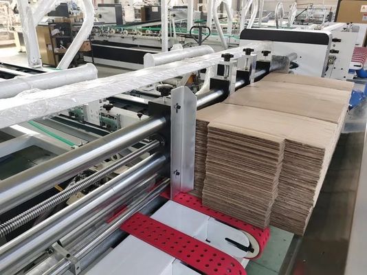 Тонгбао Автоматическая машина для изготовления коробки из гофрированного картона для большого объема производства